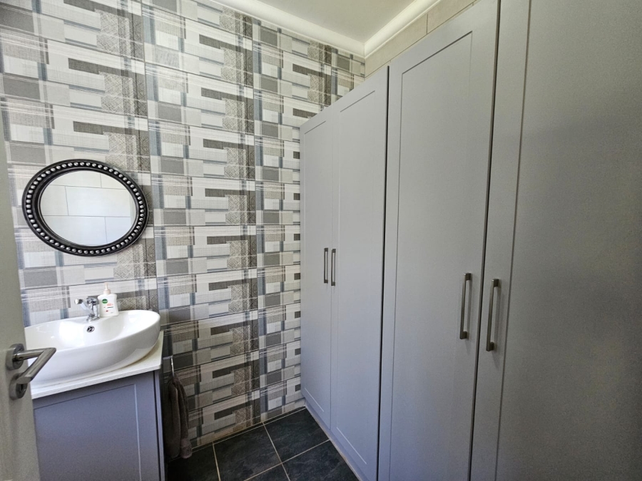 4 Bedroom Property for Sale in Rietfontein AH North West